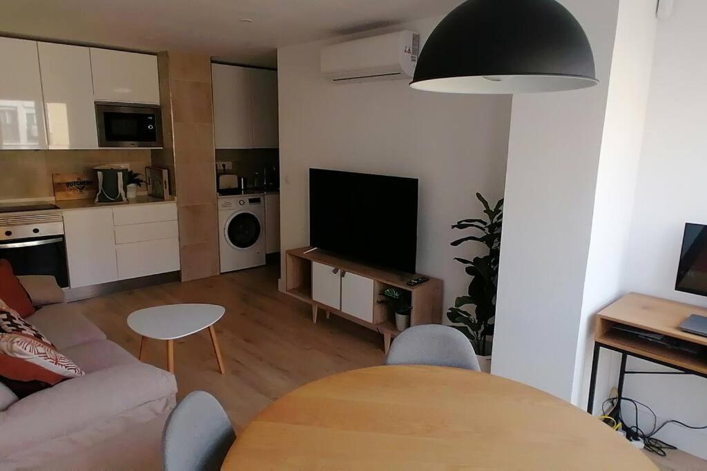 Appartamento El Palo Cosy, 200 M From The Beach Málaga Esterno foto