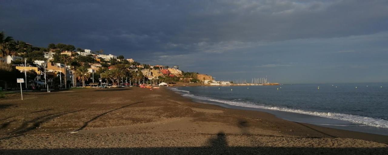 Appartamento El Palo Cosy, 200 M From The Beach Málaga Esterno foto